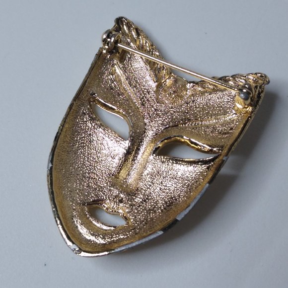 Vintage Decorative Metal Mask Brooch - Picture 10 of 13